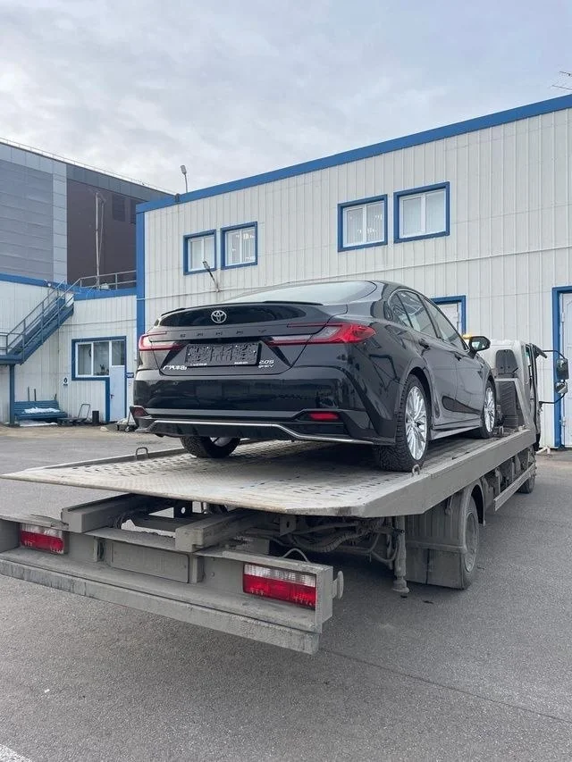 Автомобиль на эвакуаторе — кейс об аресте пяти автомобилей
